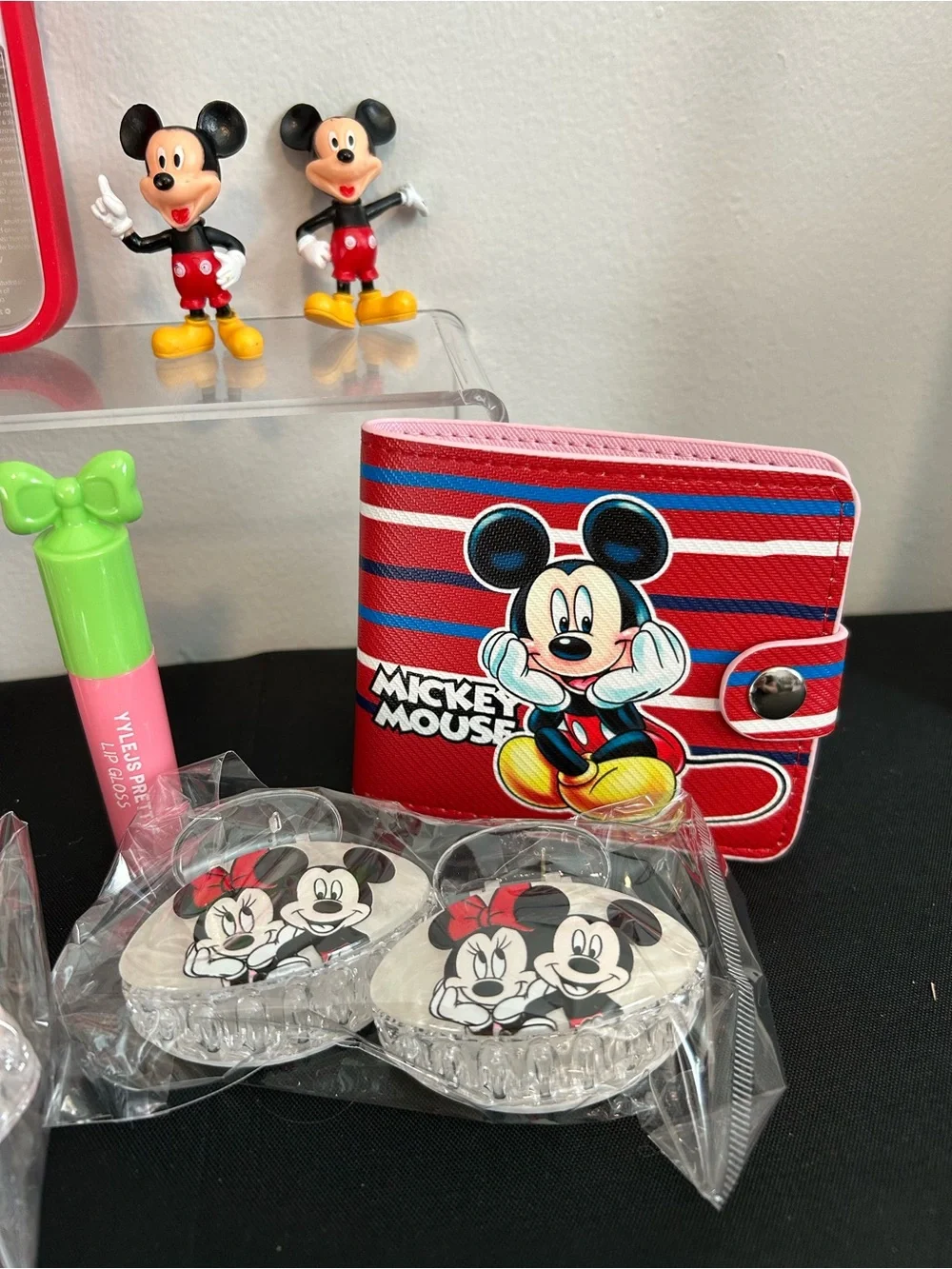 Mickey Mouse Kids Pink and Red Lip Balm & Accessories Set